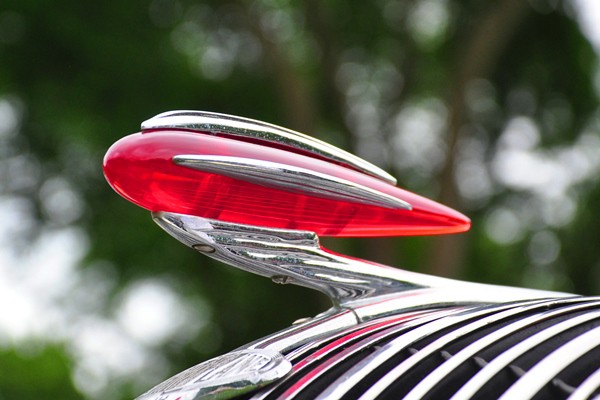  - 1937-Terraplane-Model-71-Coupe-Bob-Elton-hood-ornament