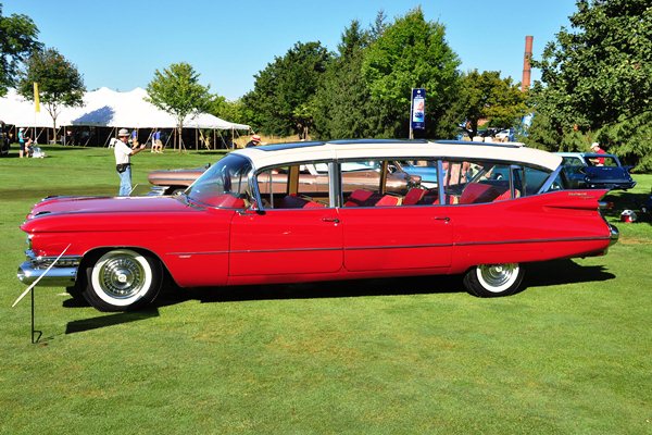 Robert Waldock 1959 Cadiillac Broadmoor Skyview | Mac's Motor City Garage