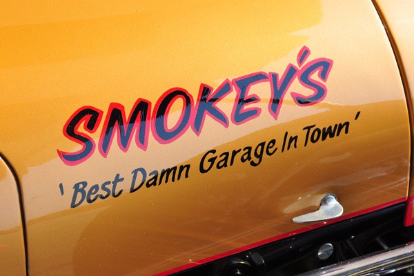 Smokey S Best Damn Garage In Town Mac S Motor City Garage