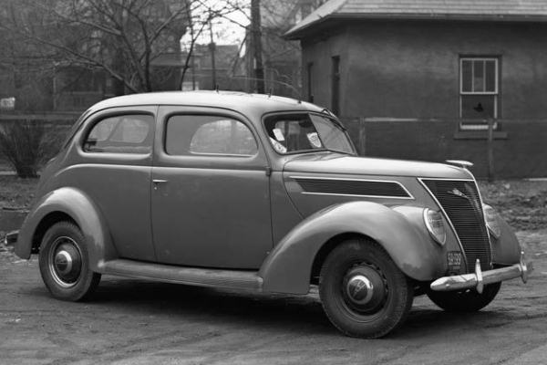 1937 Ford tudor sedan #6