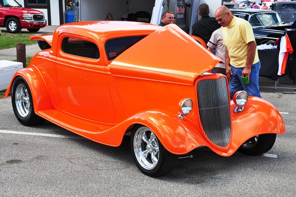 Hot Rods Unlimited 1933 Ford 3W Coupe | Mac's Motor City Garage