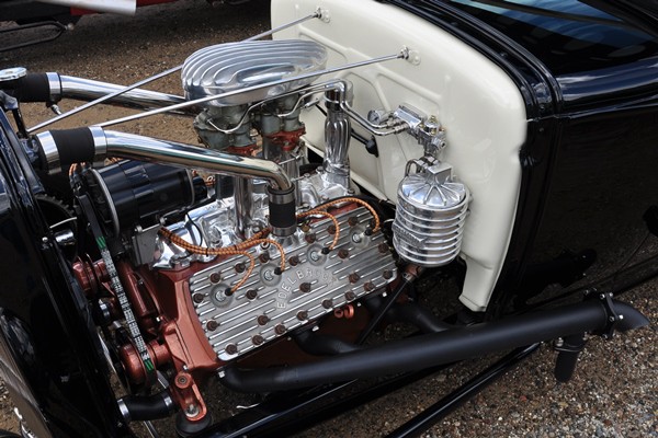 Detailed Flathead Ford V8 | Mac's Motor City Garage