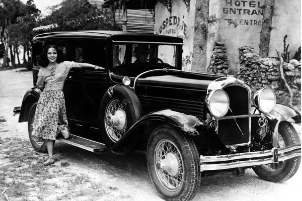 1929 Marmon 78 Sedan with actress Lupe Velez | Mac's Motor City Garage