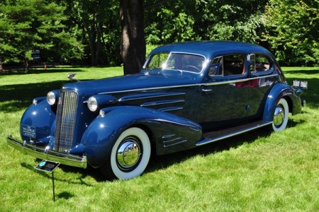 Cadillac aerodynamic coupe