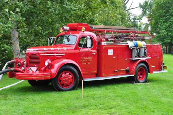 1947 Reo C-19-A fire engine David Edeger | Mac's Motor City Garage