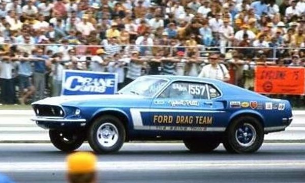 Video: 1970 Ford Drag Team in Action | Mac's Motor City Garage