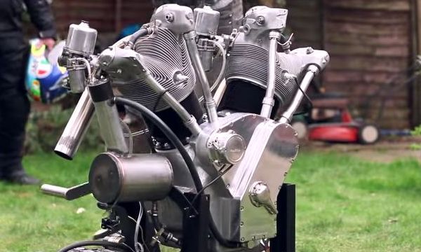 Video: 5-Liter V-Twin Built From Aircraft Parts-Hear it Rumble! - Mac's ...