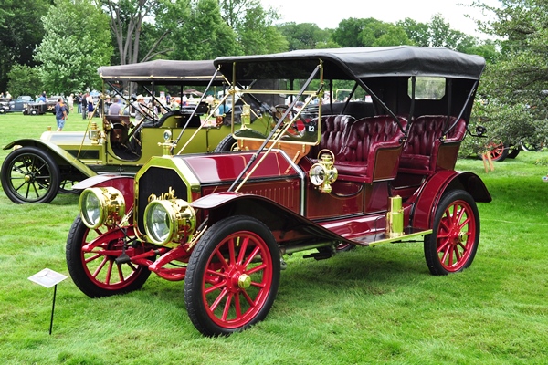 1910 Buick Model 16 Surrey Gary & Candy Frenkel | Mac's Motor City Garage