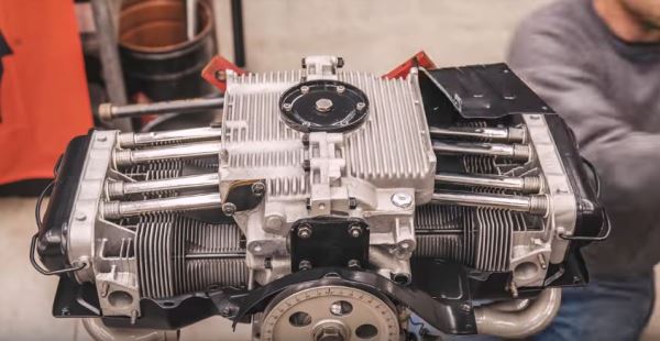 klep Aangepaste Shetland Time-Lapse Engine Rebuild: The Volkswagen Beetle | Mac's Motor City Garage