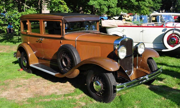 1930 Viking Eight Sedan R.E. Olds Museum | Mac's Motor City Garage